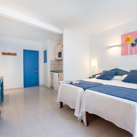 Hotel Apartamentos Vibra Central City - Adults Only Сан-Антонио-Абад Экстерьер фото