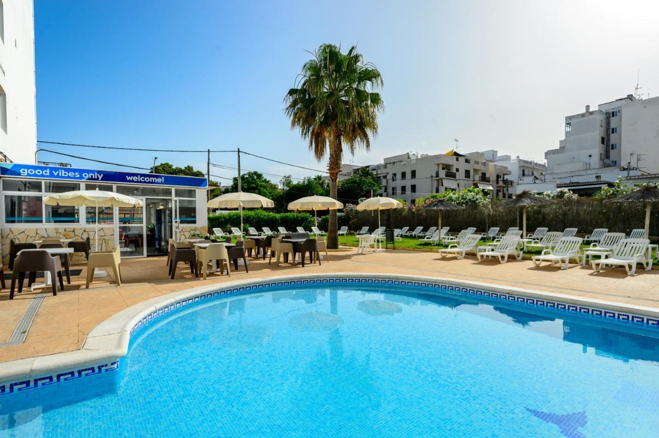 Hotel Apartamentos Vibra Central City - Adults Only Сан-Антонио-Абад Экстерьер фото