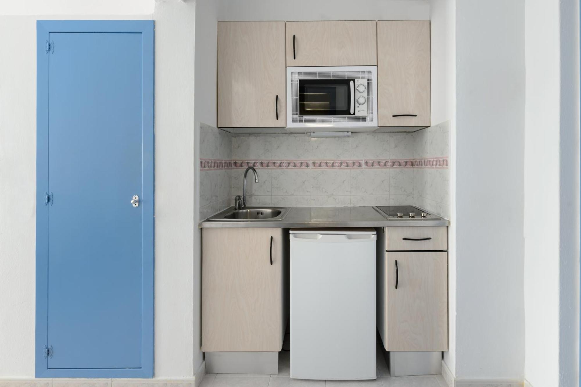Hotel Apartamentos Vibra Central City - Adults Only Сан-Антонио-Абад Экстерьер фото